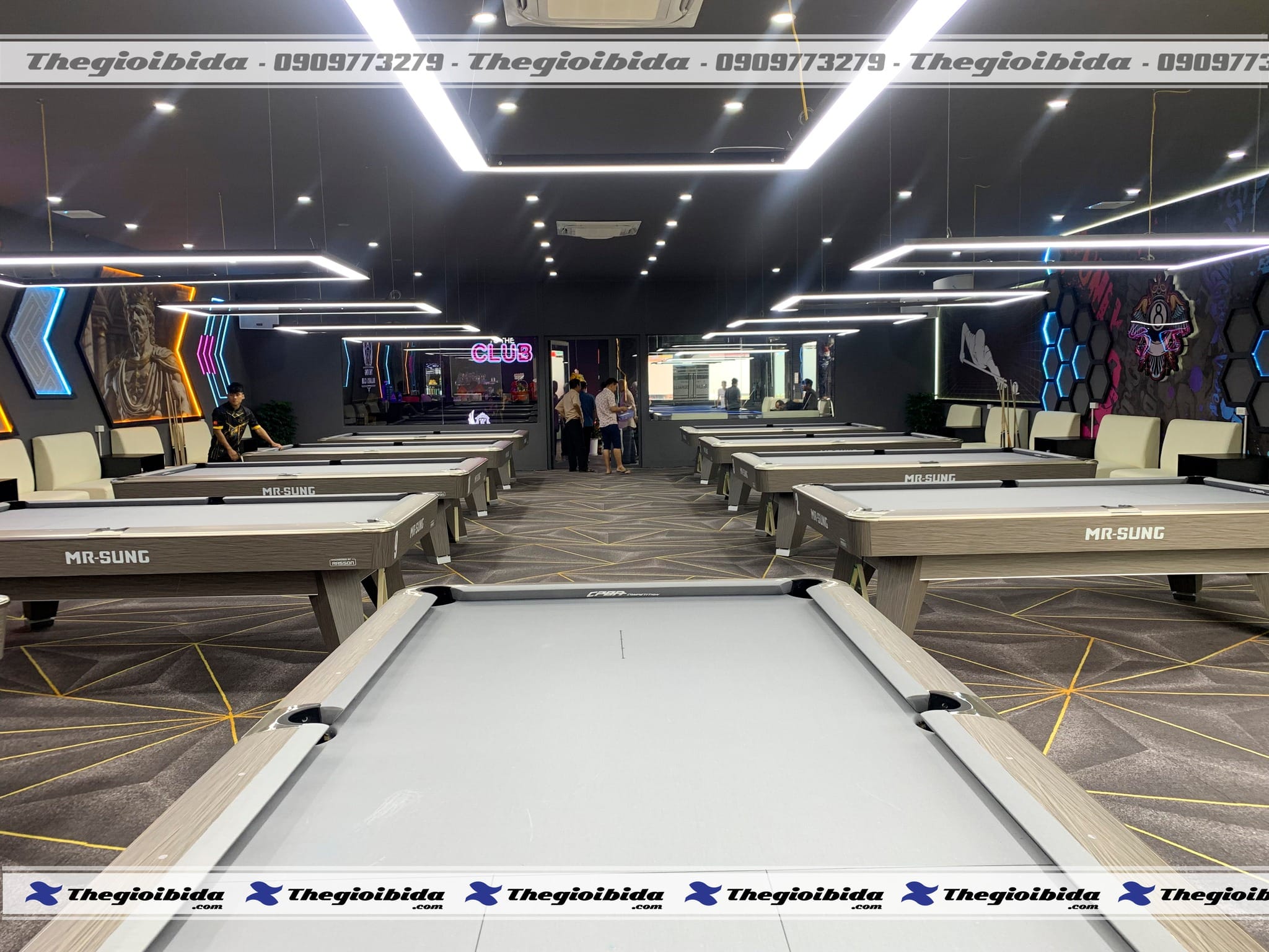 Quy trình lắp đặt bàn billiard đúng chuẩn – Từ A đến Z 5 Kiểm tra hoàn thiện và vệ sinh